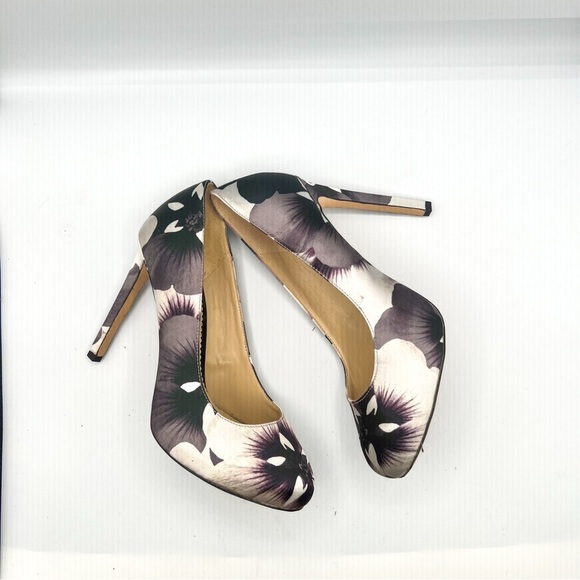 Nine West Floral Print High Heel Pumps – Size 7.5M - Picture 3 of 10